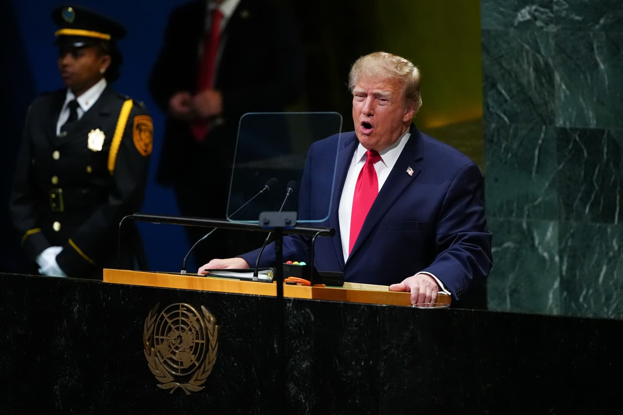 Durante su discurso del martes, el presidente de Estados Unidos, Donald Trump, advirtió el martes ante la Asamblea General de la ONU que está dispuesto a utilizar su "poderío militar sin igual" para asegurar sus intereses en América Latina al referirse sobre la dictadura cubana y el crimen organizado en México.