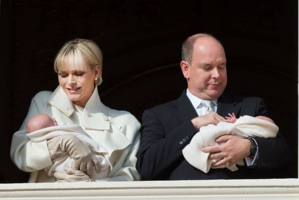 Pero no es la única integrante de la realeza, también la princesa Charlene trajo a dos bebés reales a la monarquía de Mónaco.