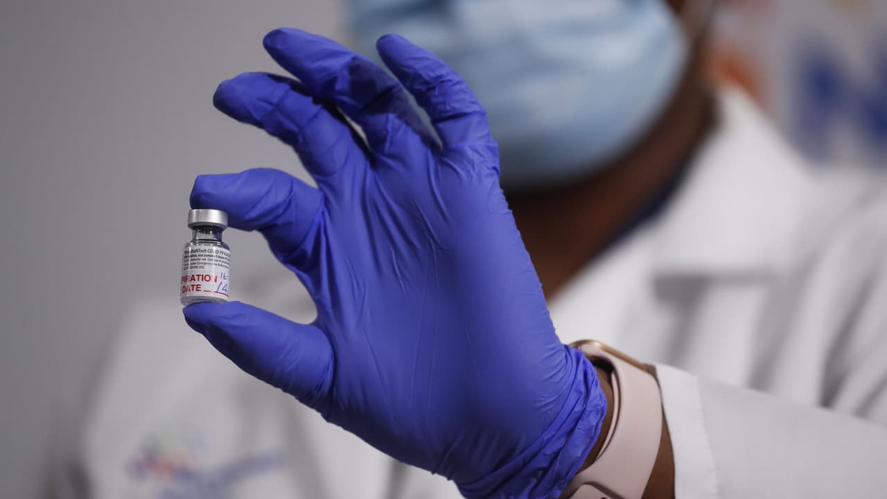 Cambios en la distribución de la vacuna del coronavirus podrían beneficiar a los residentes de Florida 