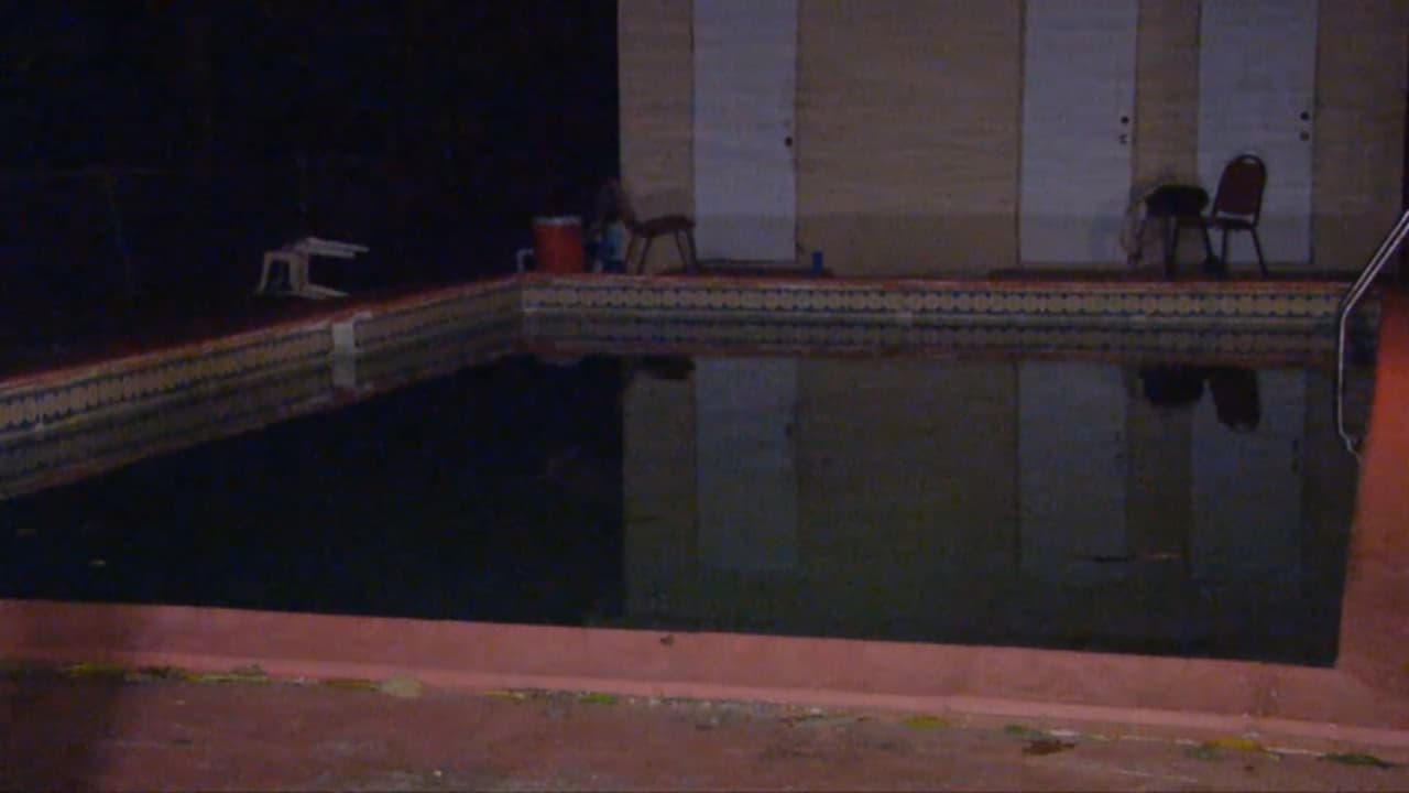 Graves dos niños que casi se ahogan en piscina de North Miami