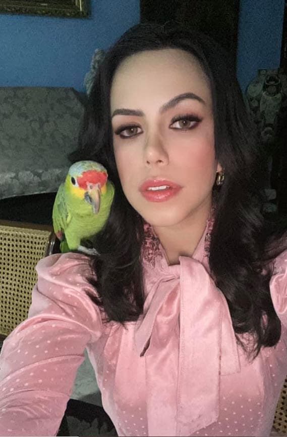 "Ser parte de GranDiosas para mí es un sueño, porque cantar y aprender de estas diosas del canto, es para mí todo un gran privilegio inimaginable que ahora estoy realizando", externó el 16 de junio.
<br>