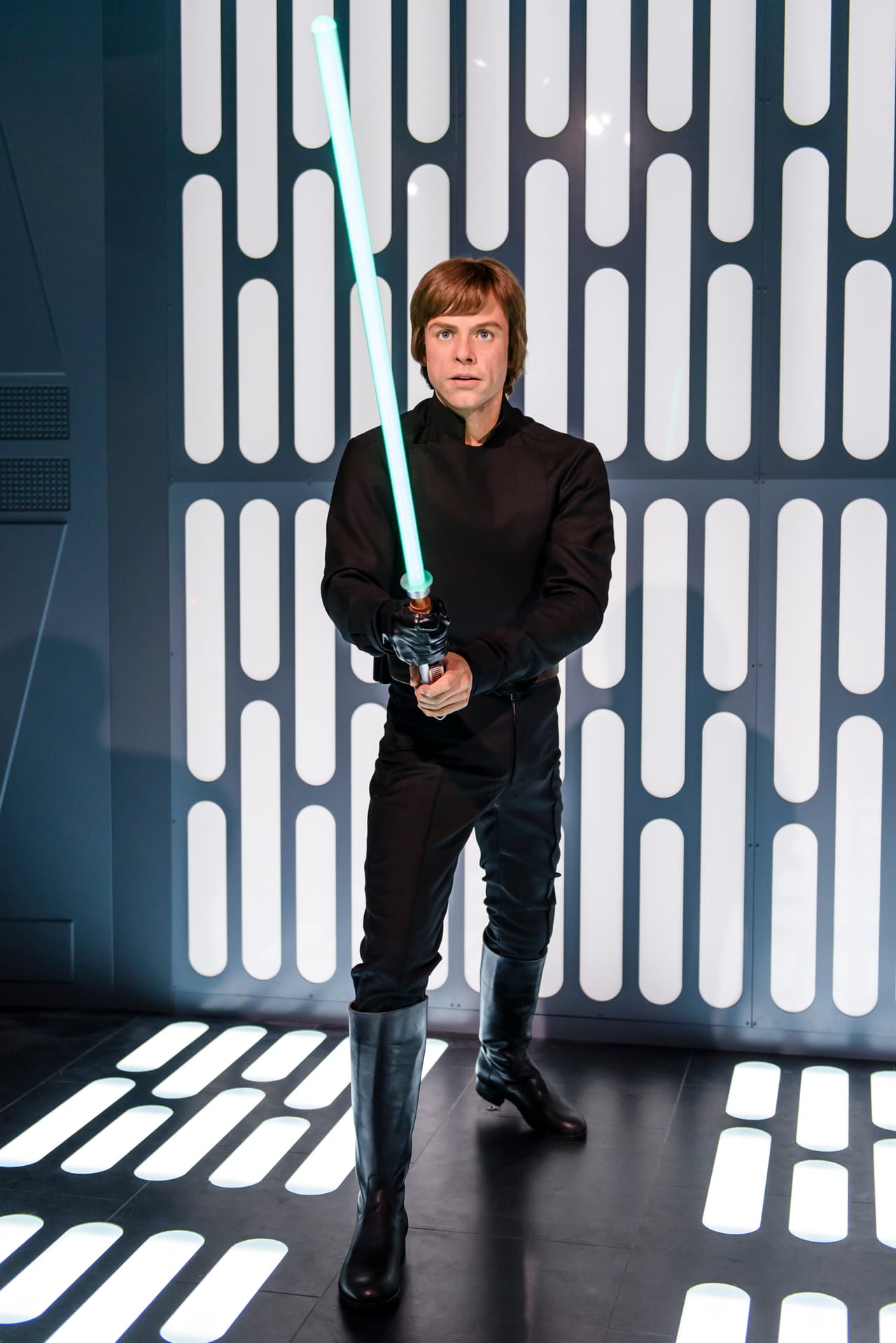 El gran misterio que tiene a los fanáticos de la saga ansiosos es la aparición de Luke Skywalker.