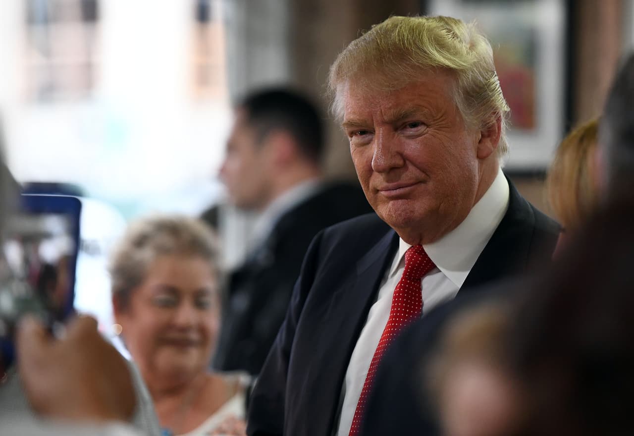 Trump regresa a la Pequeña Habana a pescar el voto cubano e intentar dar la sorpresa en Florida