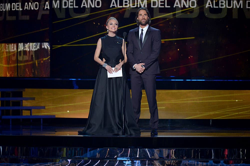 Por eso han compartido el escenario para presentar a los ganadores en algunas premiaciones.