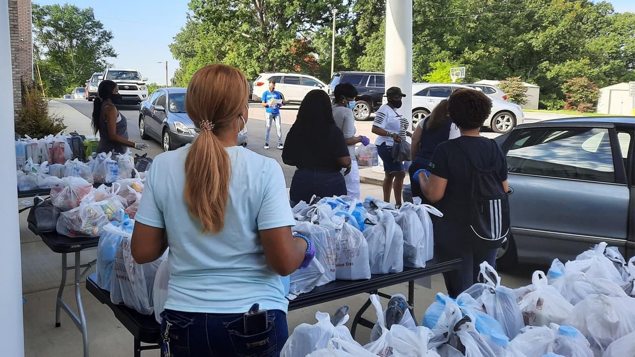 Distrito Escolar de Plano inicia distribución de alimentos los Martes