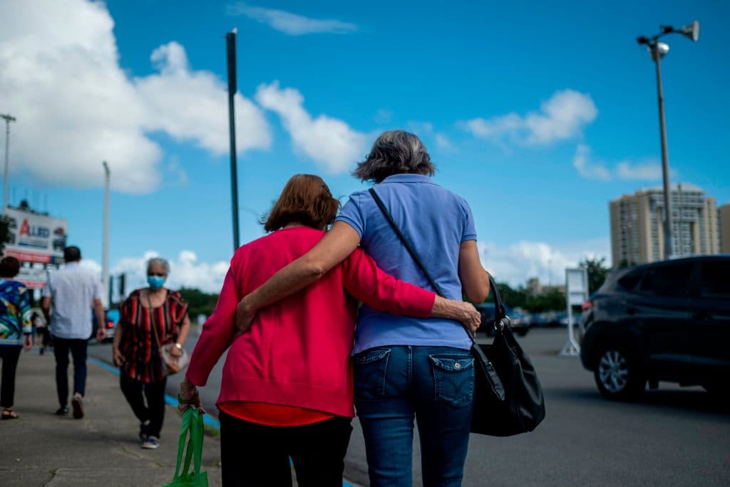 Cada vez hay más mujeres sin hogar en Puerto Rico y la causa es la violencia de género: esta es la situación que viven en la isla