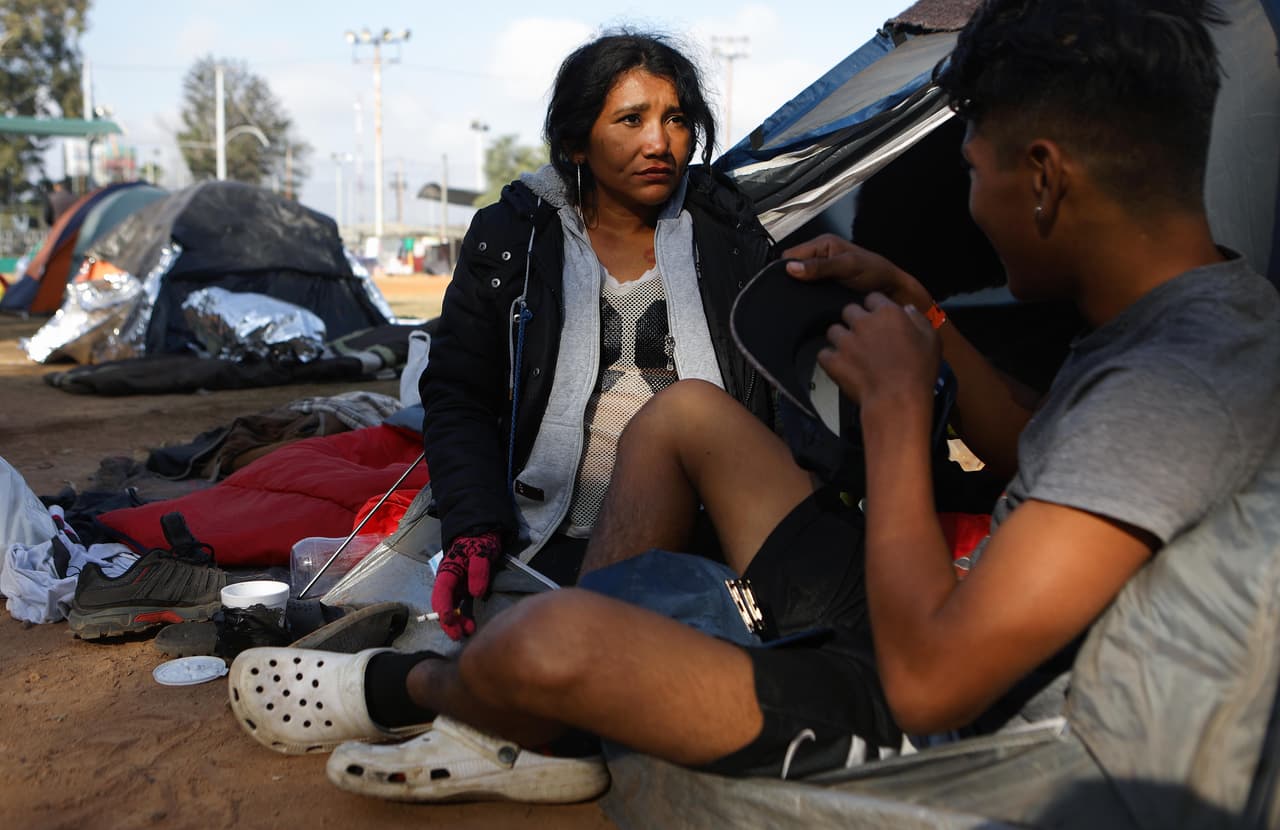 Más de 70 organizaciones piden eliminar el Título 42 y el MPP y procesar asilos en la frontera