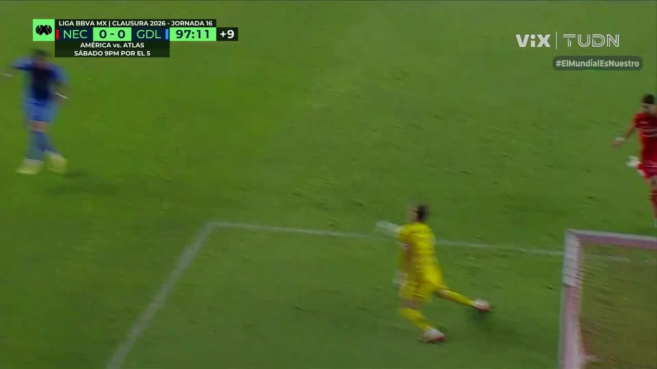 ¡Atajada enferma de Unsain! Era el gol del triunfo para Chivas