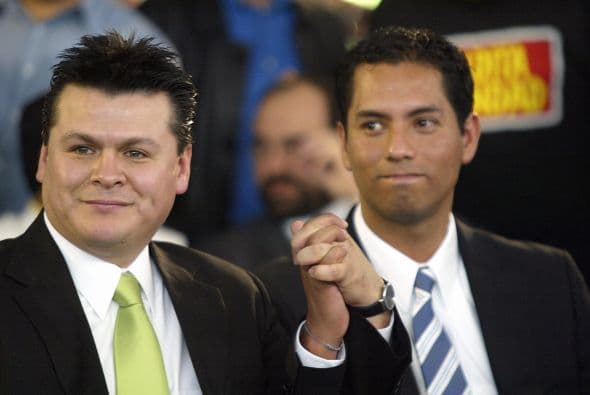 El gobierno de la ciudad de México informó el viernes en un comunicado que del total de matrimonios celebrados en el registro civil, 367 fueron parejas de hombres y 333 de mujeres.