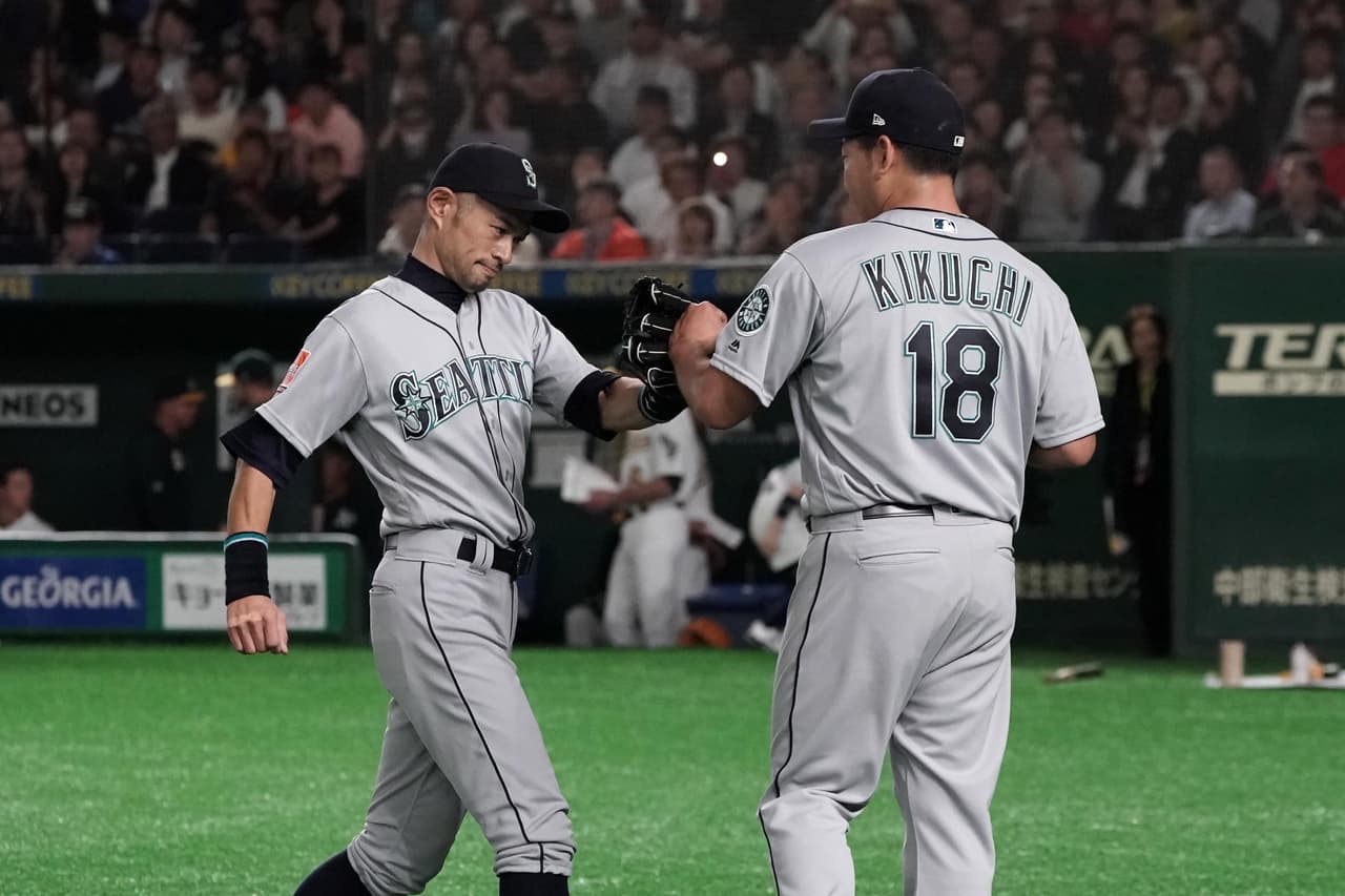 En la baja de la octava entrada el japonés se despidió bajo un estruendoso aplauso de toda la afición que nunca dejó de apoyarlo en esta jornada y en su carrera.