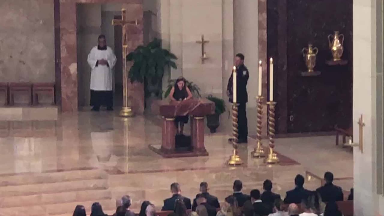 Los servicios se llevaron a cabo en la Catedral del Sagrado Corazón.