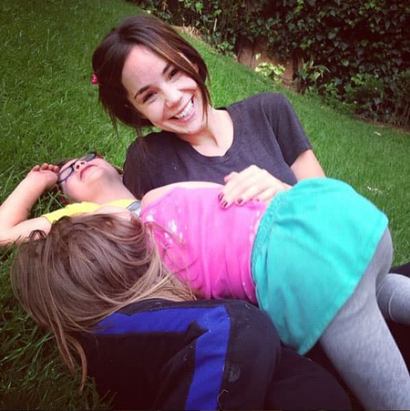 La carrera de actriz de Camila Sodi cambió por completo desde que se convirtió en madre de dos hijos, a quienes tuvo durante su matrimonio con Diego Luna.