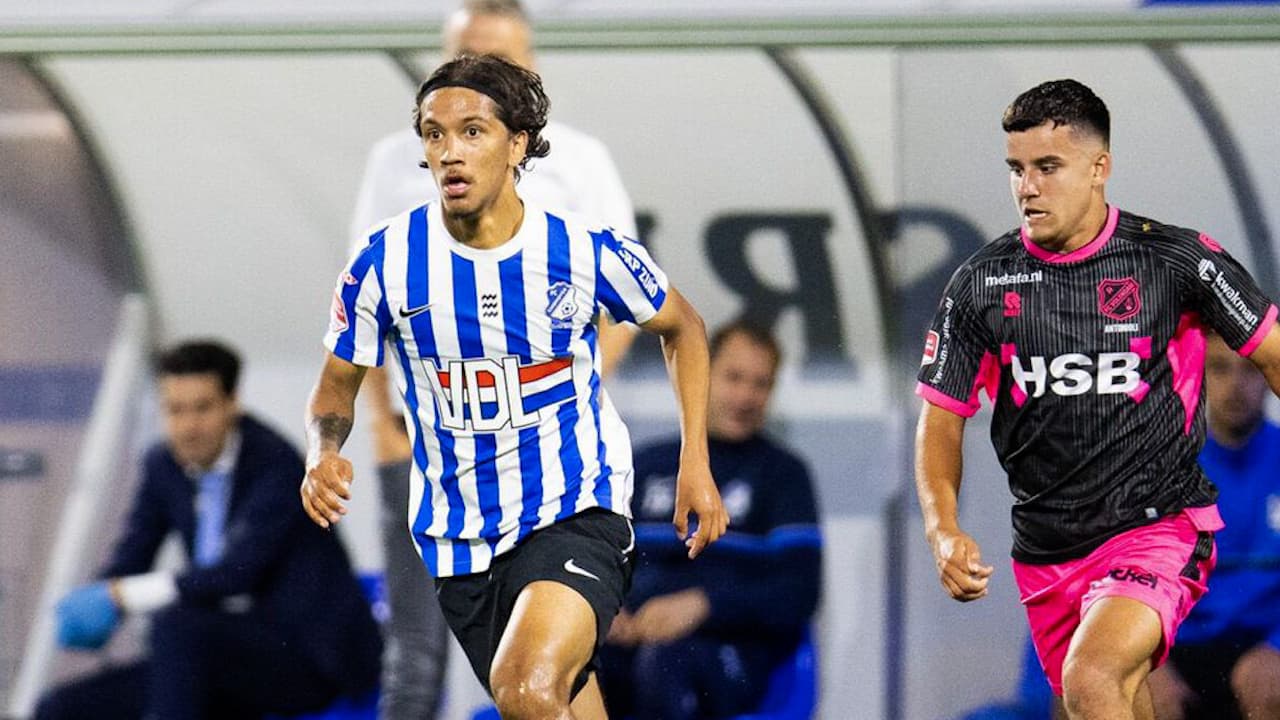 El Salvador convoca a delantero neerlandés para juegos de Eliminatoria