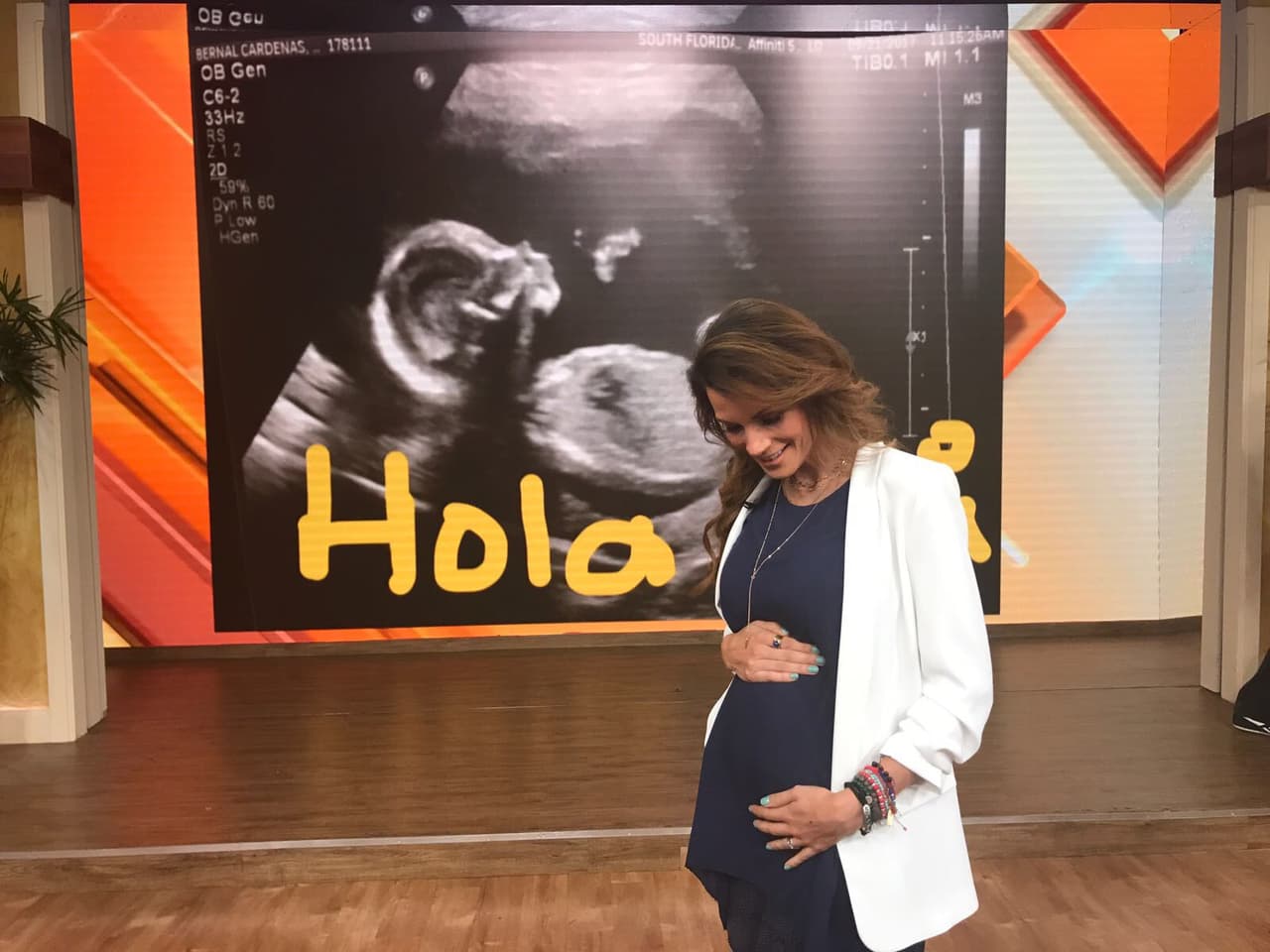 Cristy espera llena de amor a este bebito, aunque aún no saben si será niño o niña.