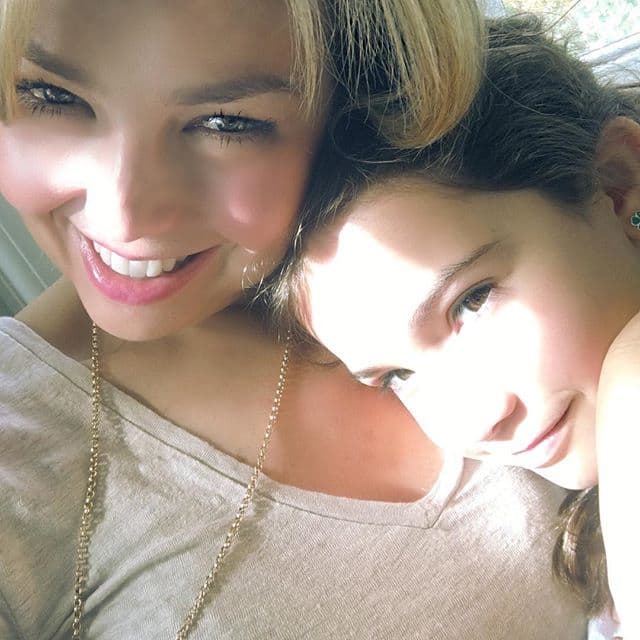 Recientemente, sorprendió a todos porque Sabrina es idéntica a su mamá.