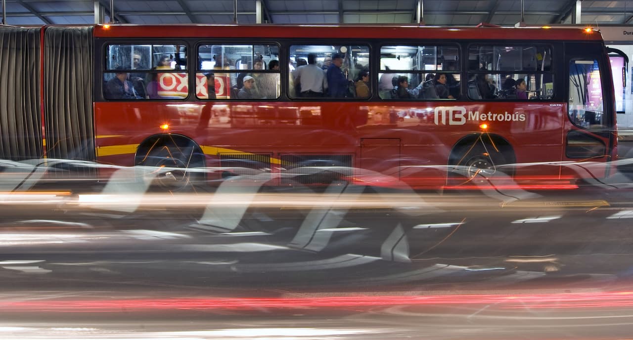 Por qué Miami-Dade está peleando contra el autobús de tránsito rápido