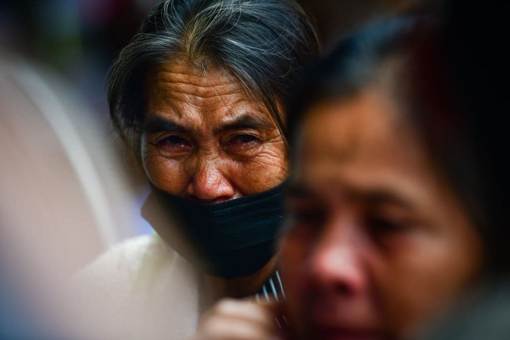 Según la BBC, 
<b>aunque en el centro hay más de 90 alumnos, el día del ataque solo estaban allí 24 por el mal tiempo y las disrupciones en el transporte público. Solo uno sobrevivió.</b>