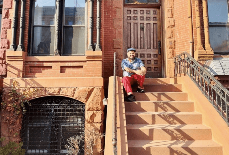 Monxo López en Mott Haven.