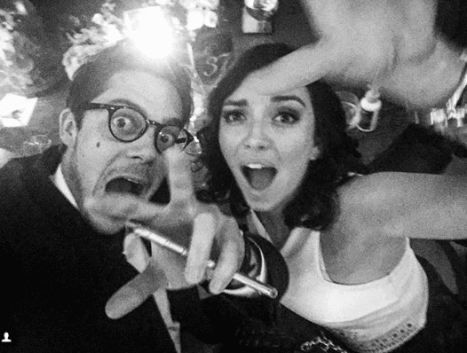 Aunque la pareja parecía muy enamorada, en menos de un año sorprendió a los medios al anunciar su separación. 
<br>