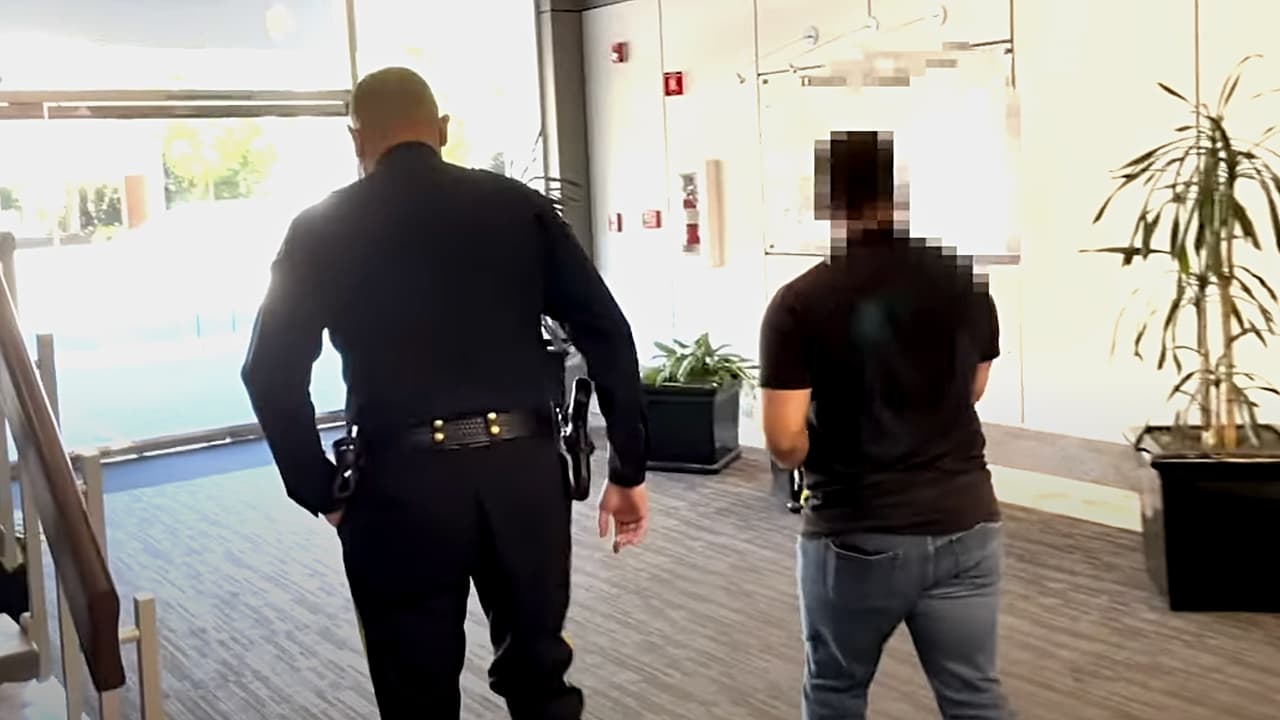 Oficiales masturbándose, ebrios o consumiendo drogas: los escándalos que empañan a la Policía de San José