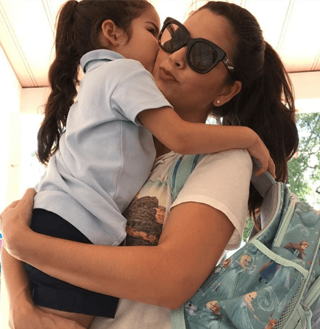 "Los abrazos más ricos y apretados son después de la escuelita. Ahora Giulietta me espera con una sonrisa, ya pasó la etapa difícil".