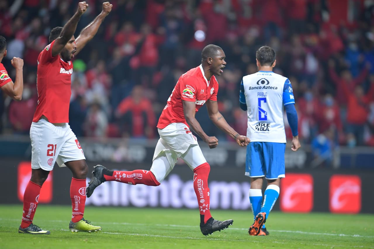 Toluca rescató el empate 1-1 ante Puebla en el Estadio Nemesio Diez en partido adelantado de la Jornada 16.