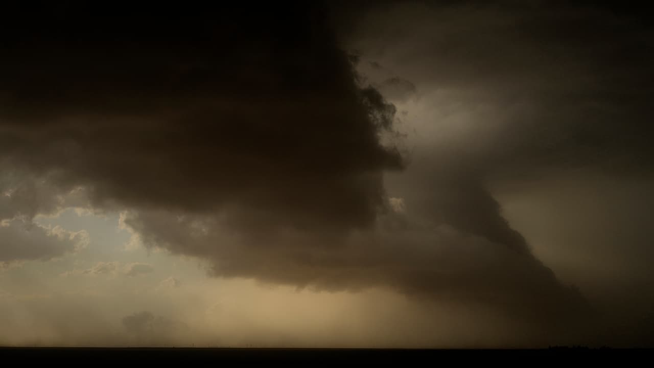 Tormenta severa en Texas deja dos muertos en área de Dallas-Fort Worth