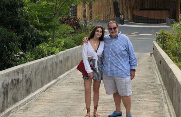 El clima de Langkawi es bastante parecido al de Miami así que Raúl y Mia se sienten como en casa.
<br>