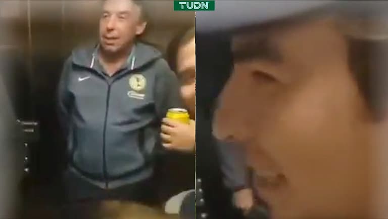 "Qué suerte la mía": fan queda atrapado en elevador con Checo y Azcárraga