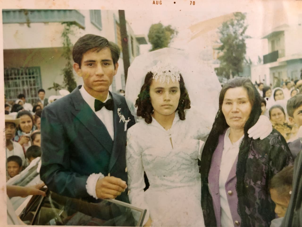 Sergio Meza y Martha Serna en su boda en Guadalajara, México, en 1970.