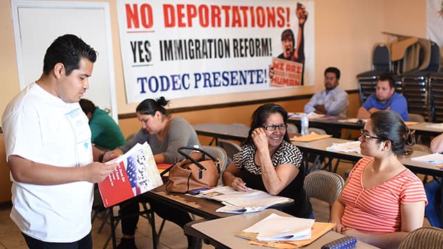 ¿Cómo pueden acceder los indocumentados al sistema de salud?