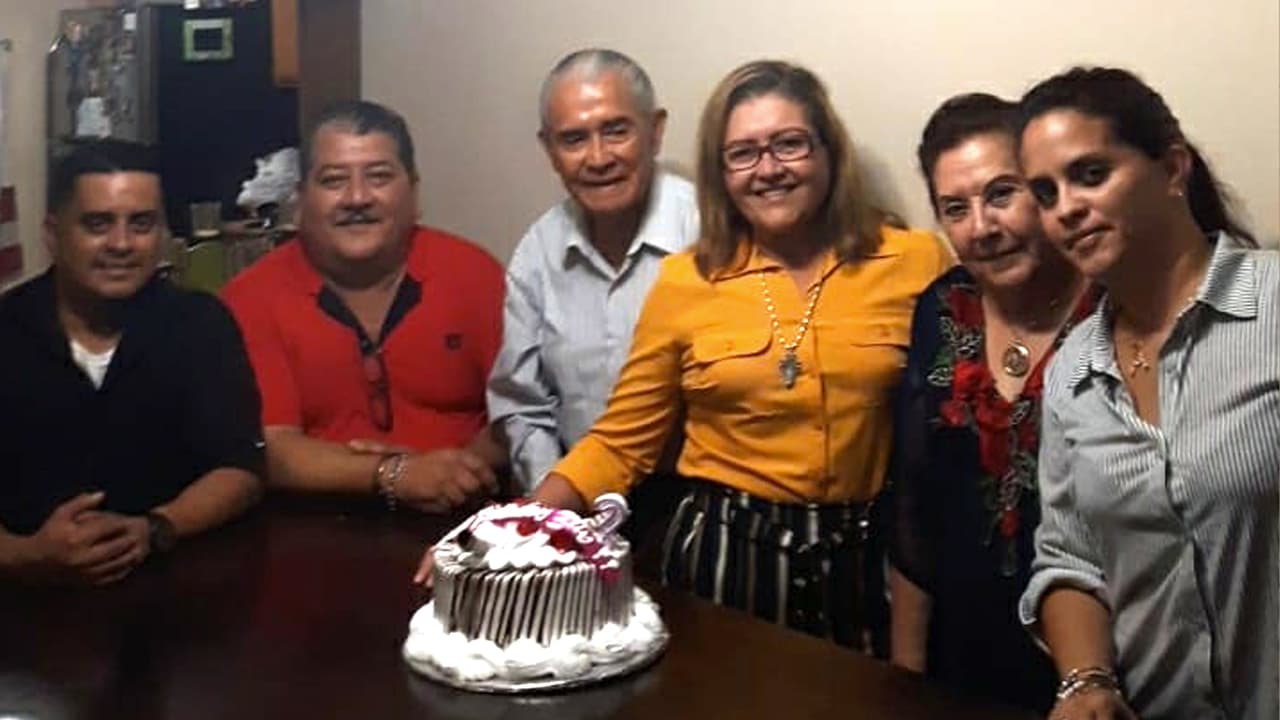 <b>Anayensi Morher escribe: </b>bendecida de tener todavía a (los) abuelitos con nosotros los amo.