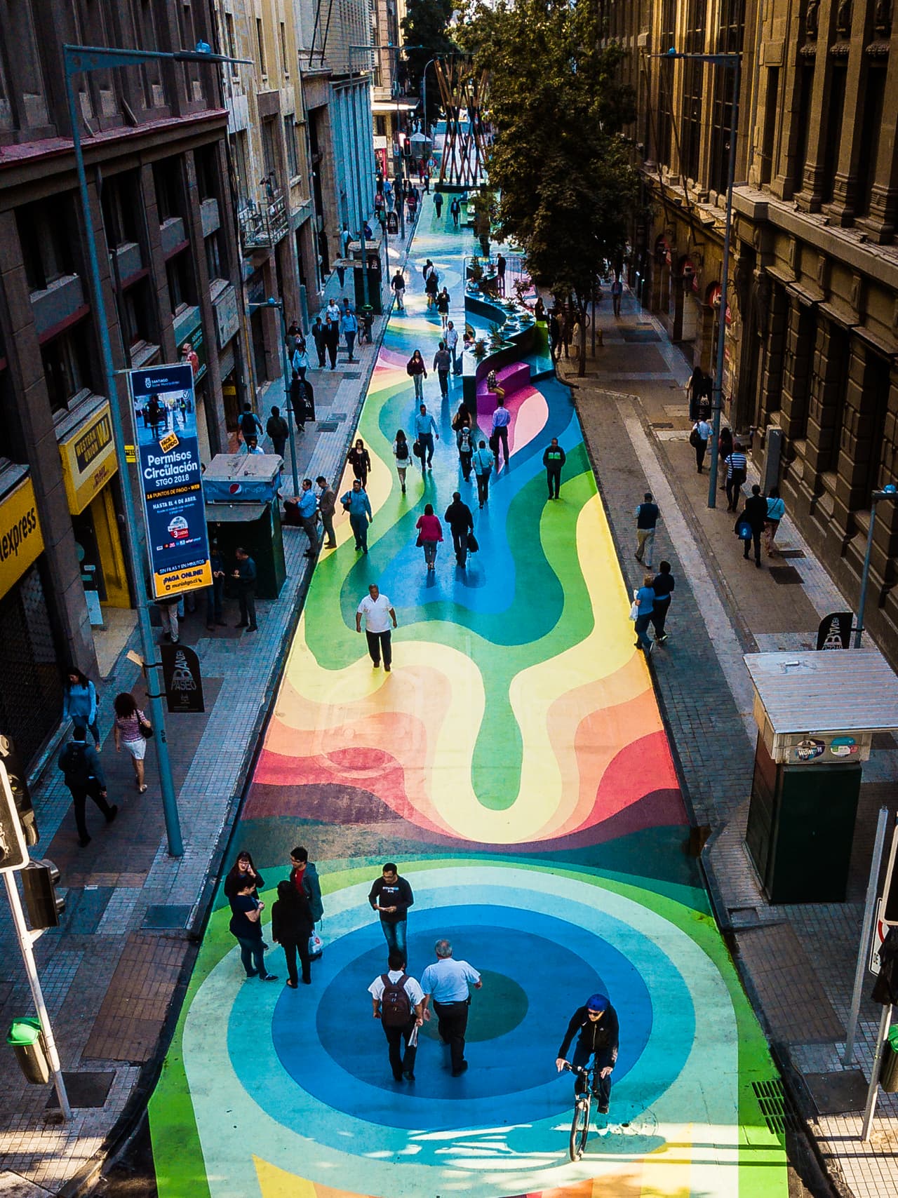 Este tramo del Paseo Bandera quiere reflejar la diversidad del país, hoy impulsada por la inmigración y las transformaciones sociales de los últimos años.
