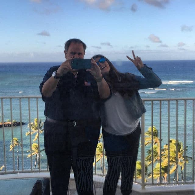 El año pasado, Raúl inicio sus vacaciones de verano en Hawái.