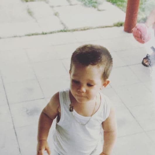 Desde niño haciendo travesuras.