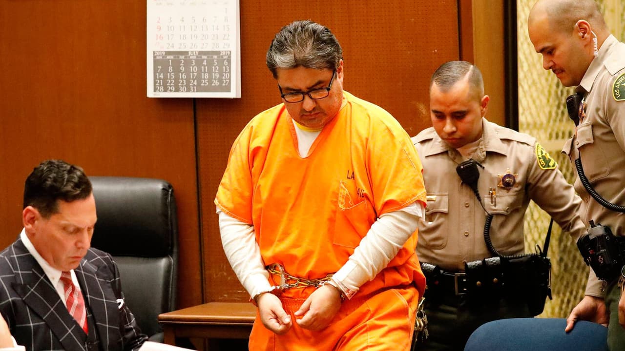 Naasón Joaquín García está en una prisión de Nueva York para enfrentar su nuevo juicio por tráfico sexual