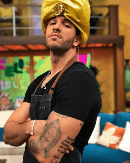 El chef Jesús no sólo es bueno cocinando, también adoramos su sentido del humor.