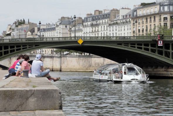 FRANCIA. París reúne casi tres cuartas partes de los ricos de todo el país, aunque están por verse los efectos del impuesto a los millonarios aprobado por Francois Hollande, en el que las empresas que pagan altos salarios al año podrían enfrentar tasas fiscales del 75 por ciento.