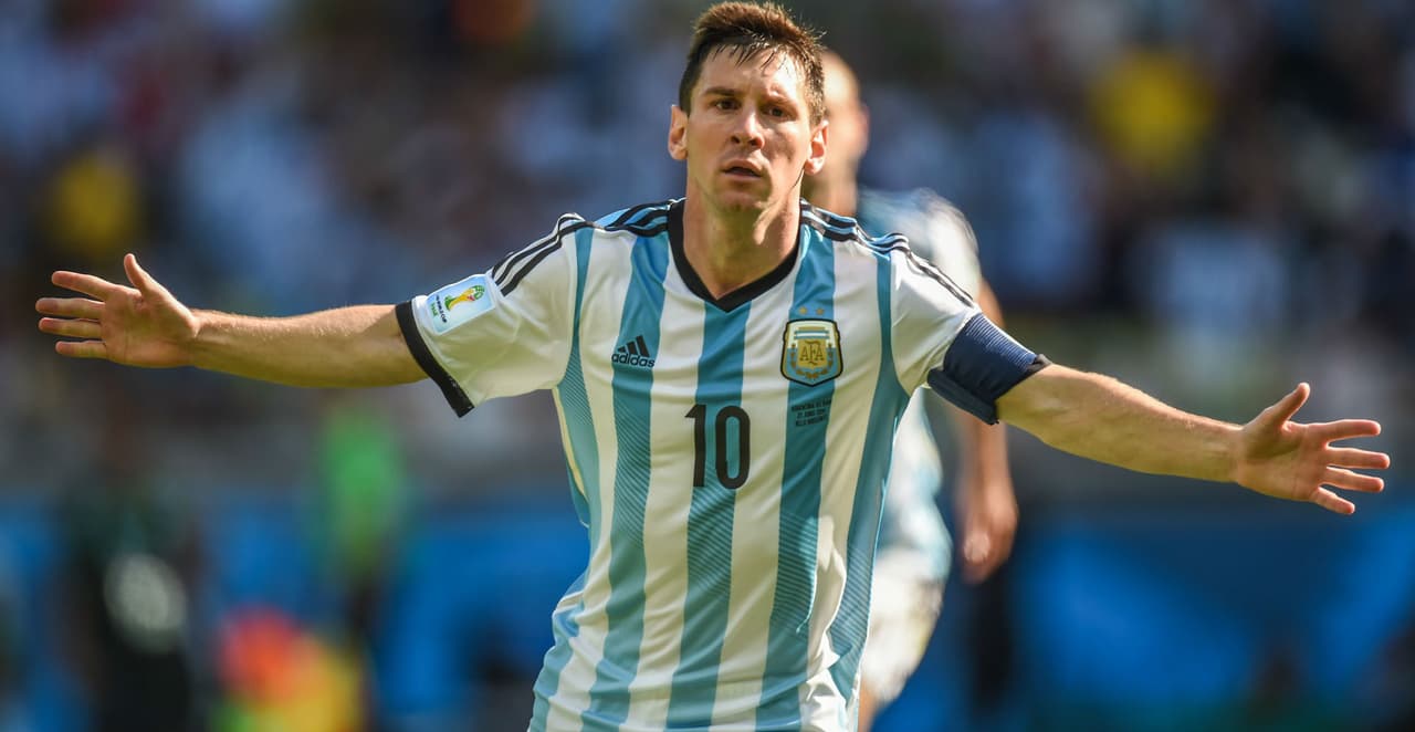 DT de Irán pide a FIFA que no deje jugar a Messi por no ser humano