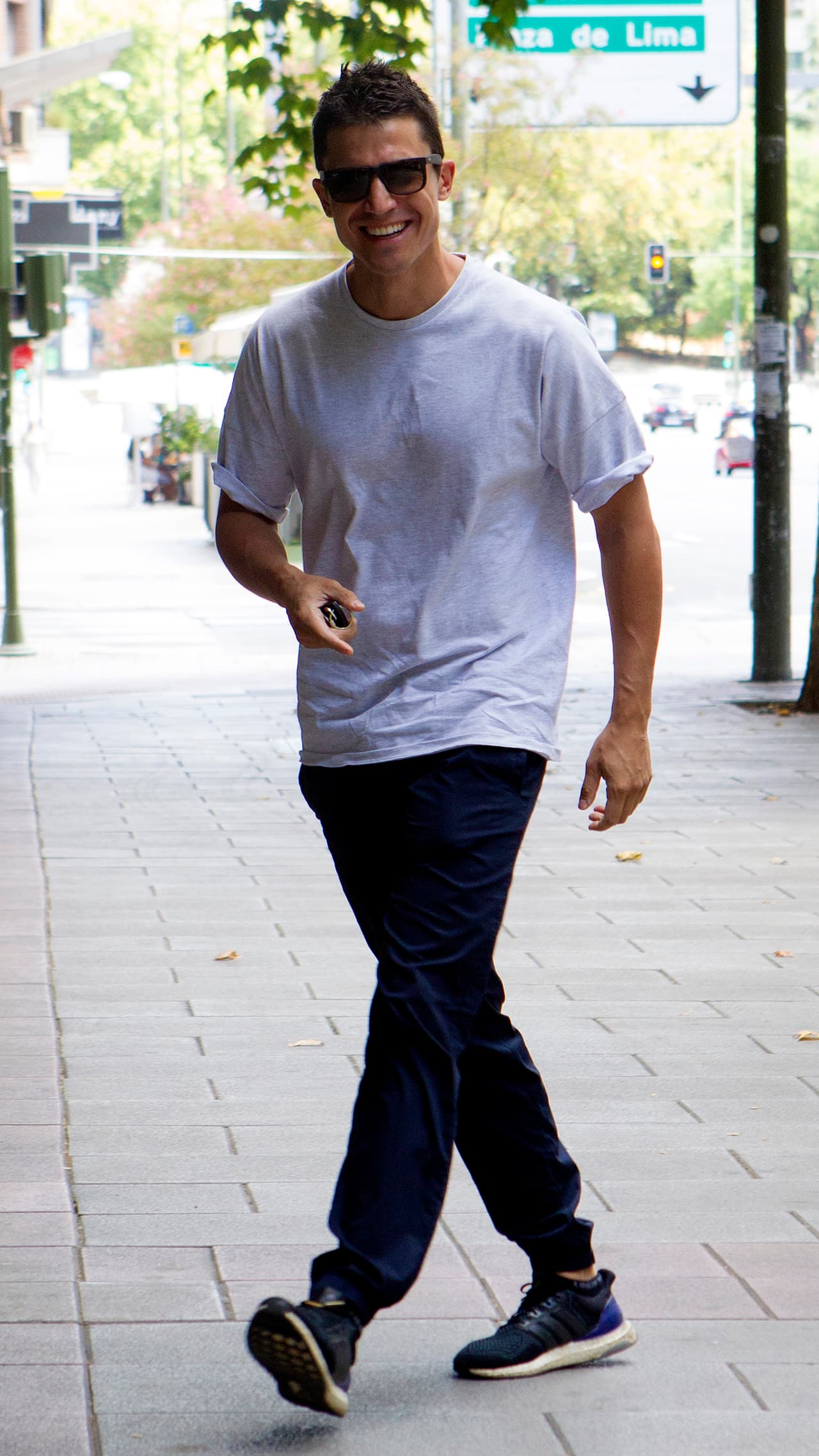 El apuesto actor se convertirá en Javier Morey en El Príncipe, y nos conquistará cada noche apoderándose de la pantalla de UniMás.