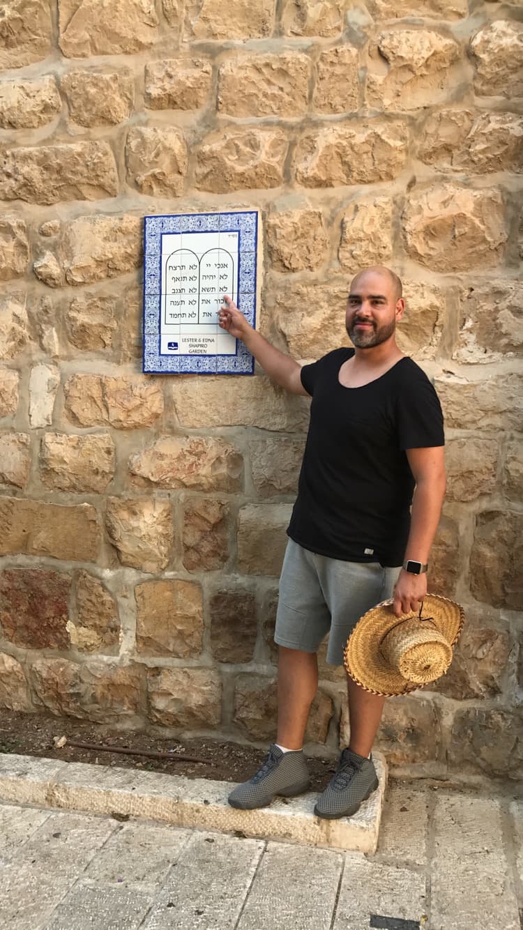 Un recorrido por los mejores lugares de Tierra Santa con Raúl 'El Pelón'.