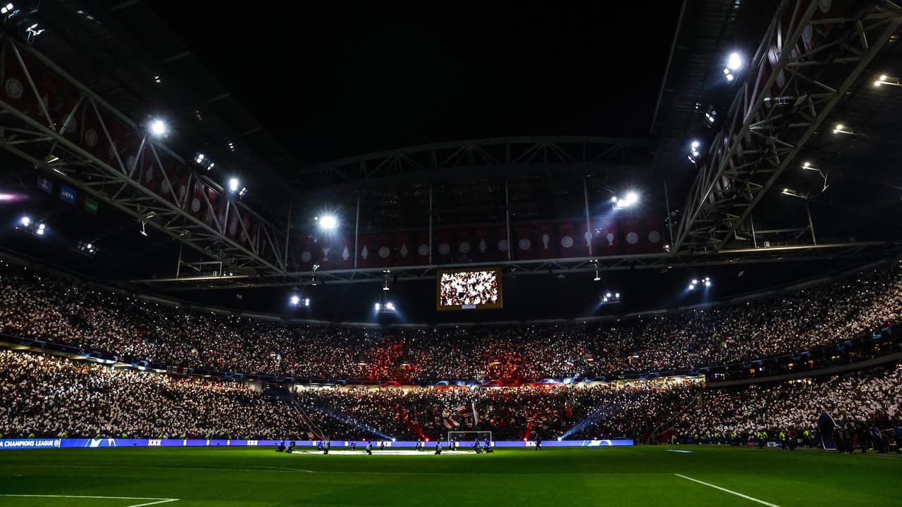 El escenario era espectacular en el Johan Cruyff Arena de Amsterdam Que parecía que tendría una fiesta.
<br>