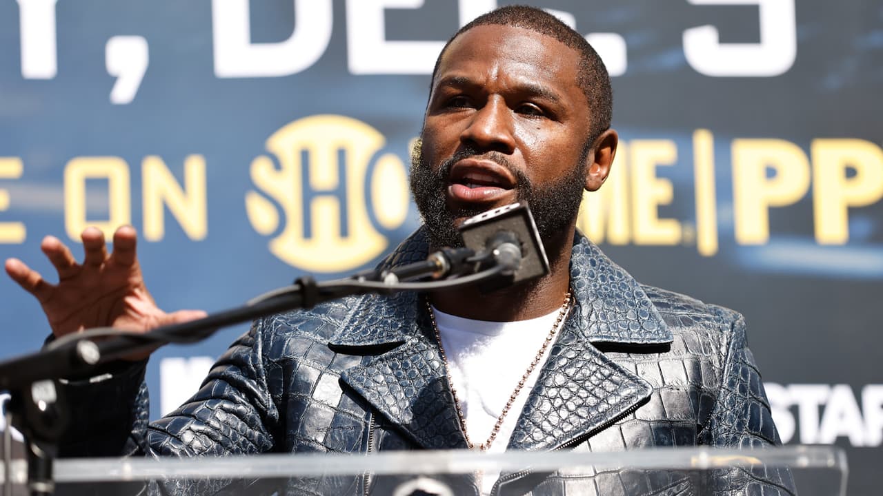 Mayweather: "No me tomo fotos con hombres con uñas pintadas"