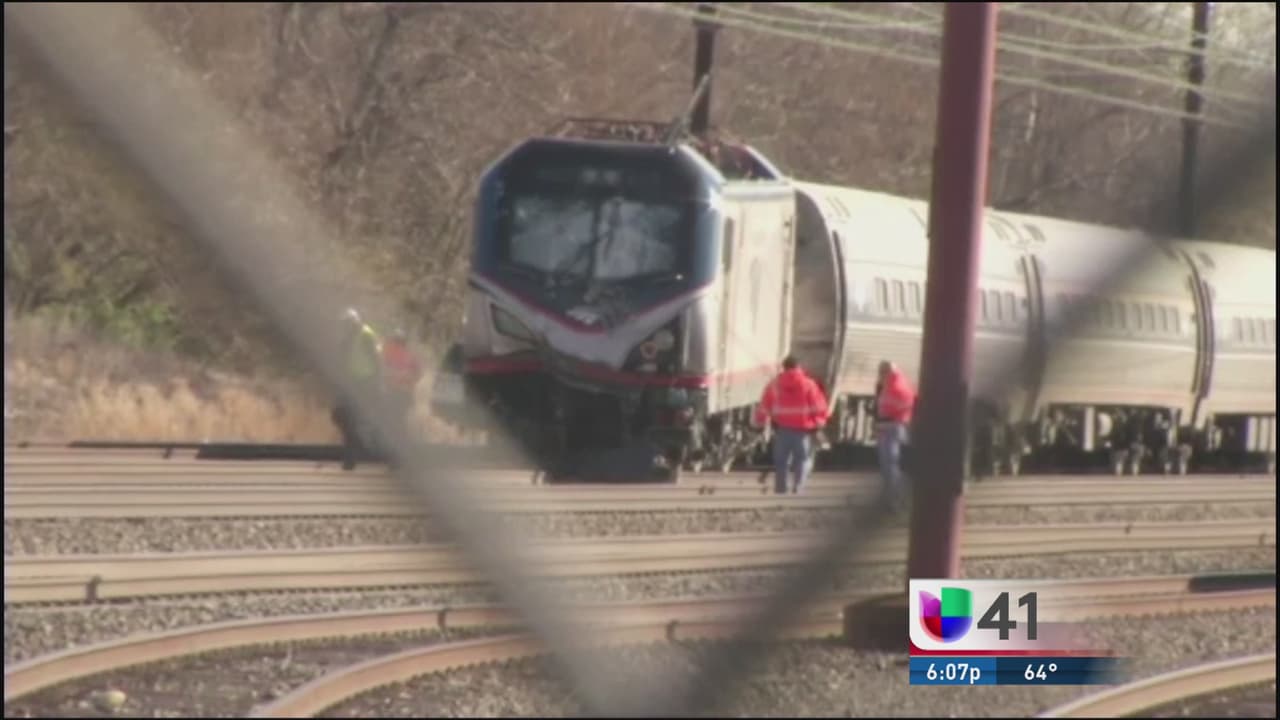Dos muertos y 35 heridos en accidente de tren