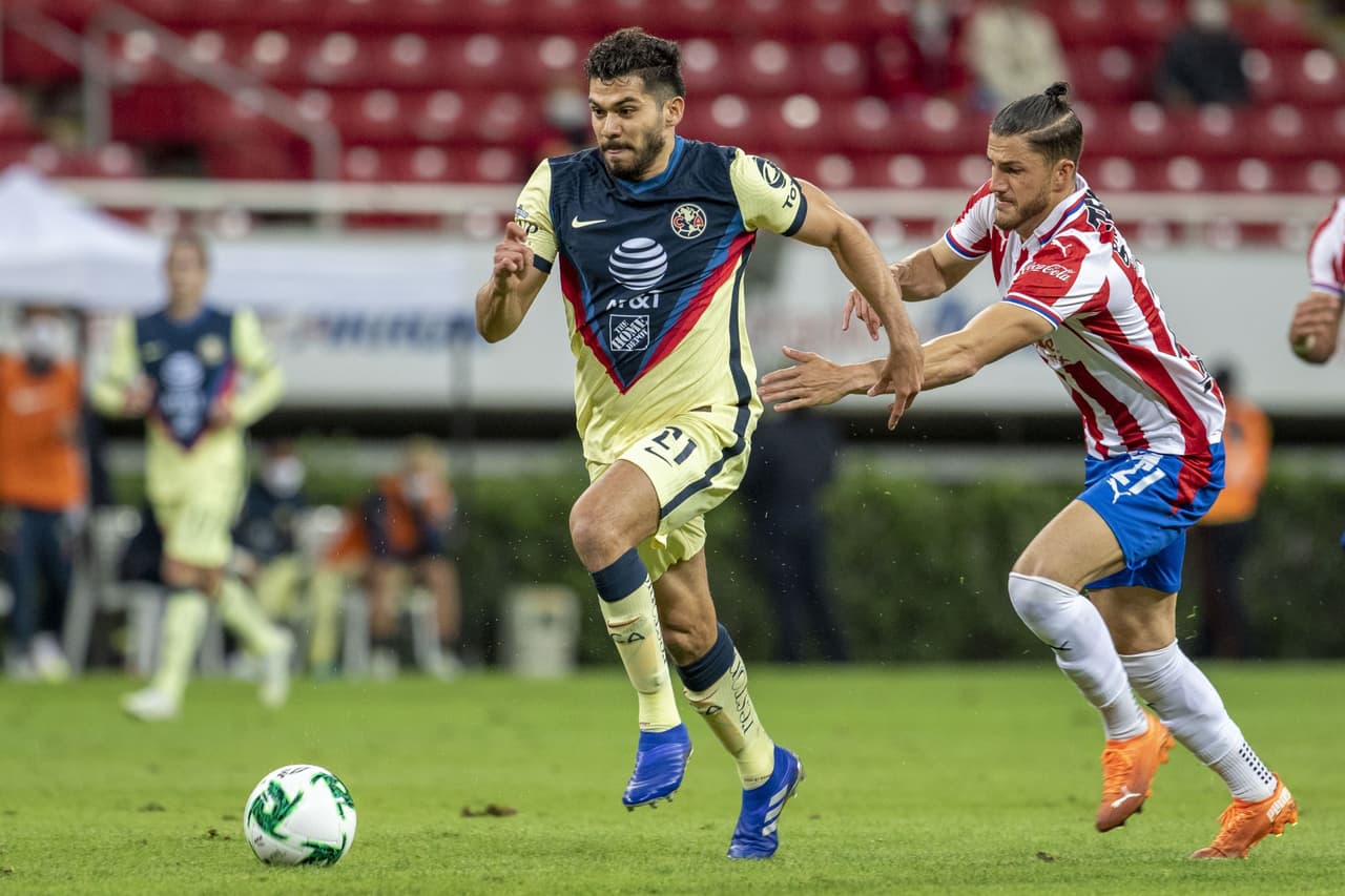 Cristian Calderón saca un potente disparo al minuto 81 y termina dándole la victoria 1-0 sobre las Águilas del América.