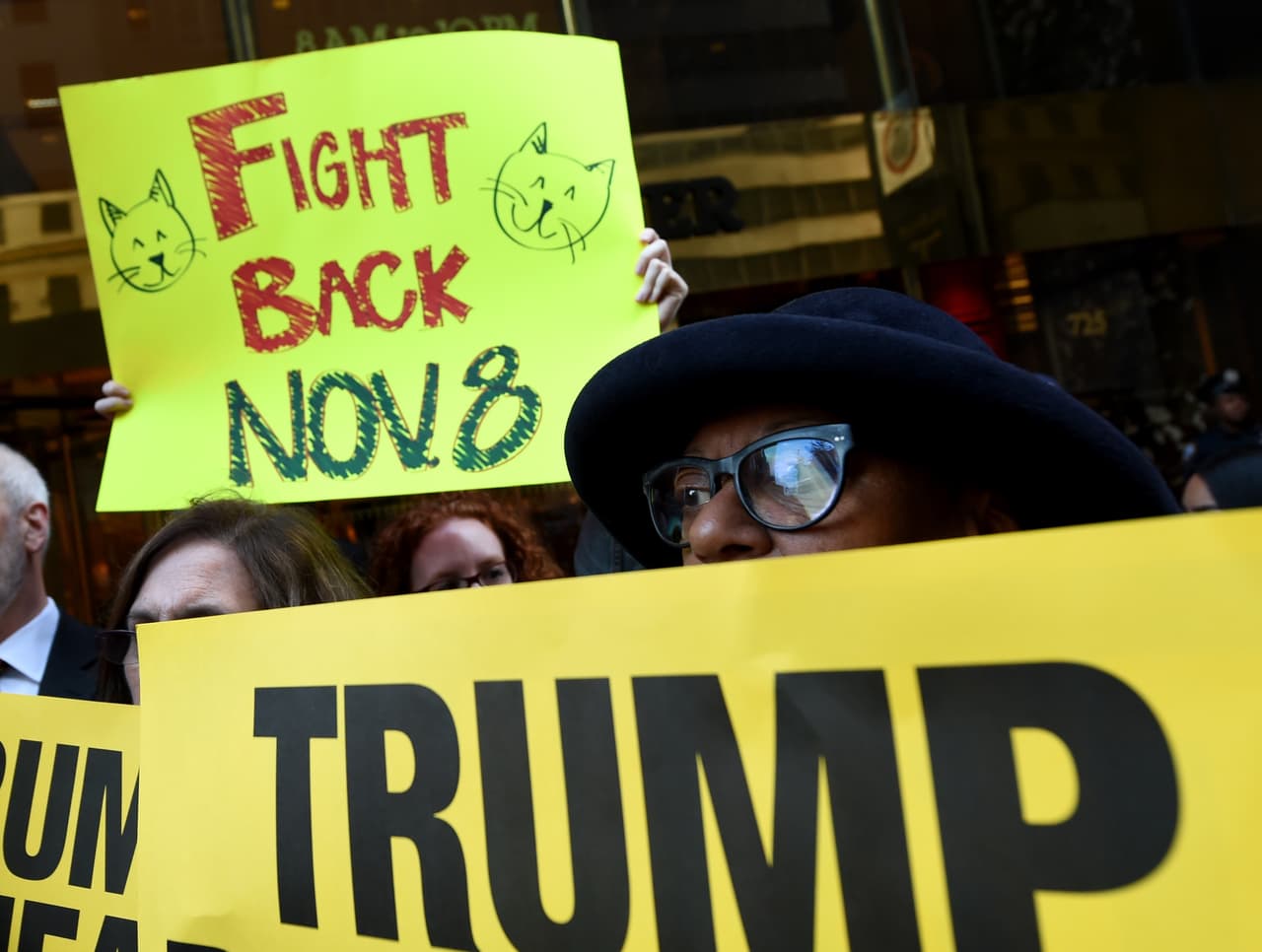 La invitación a desquitarse de Donald Trump en las urnas, el 8 de noviembre, no fue bien vista por algunas, que entienden que el repudio a las expresiones del republicano no debió vincularse a la petición de apoyo para Hillary Clinton.