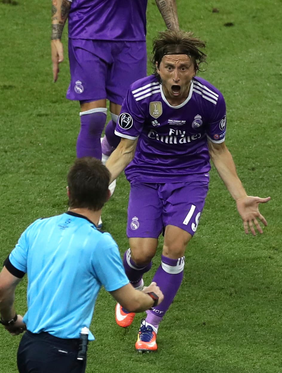 Puso la asistencia en el segundo gol de Cristiano Ronaldo. Comenzó nublado pero terminó dominando el medio campo junto a Kroos.