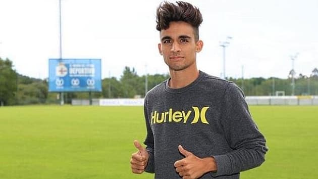 Cancelan contrato de futbolista español por un tuit del 2012