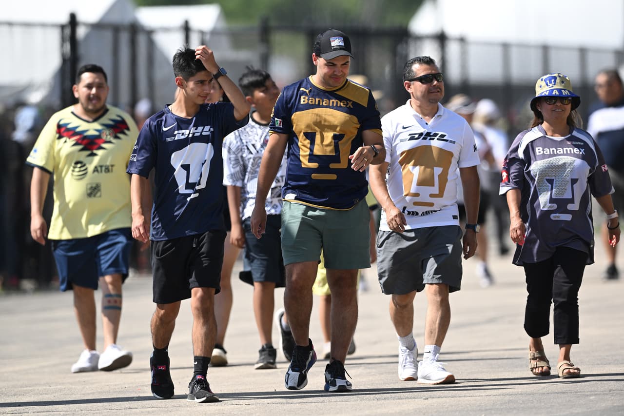 Pumas se impuso al América en partido amistoso con una gran actuación de Juan Ignacio Dinenno, quien hizo un doblete.
