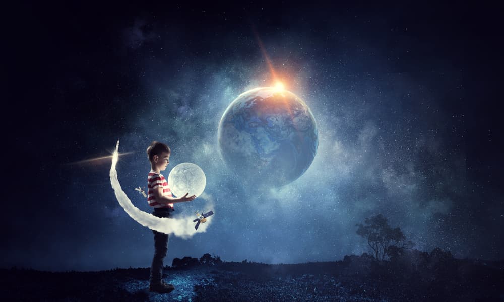 Las Líridas sacuden todo te ser interno, despiertan intuiciones y te acercan al mundo maravilloso de los sueños donde tú eres el rey o la reina, y al cual solamente tienen acceso los que no se han olvidado de soñar.